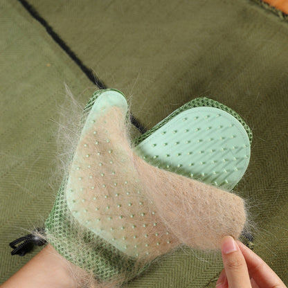 GroomGlove